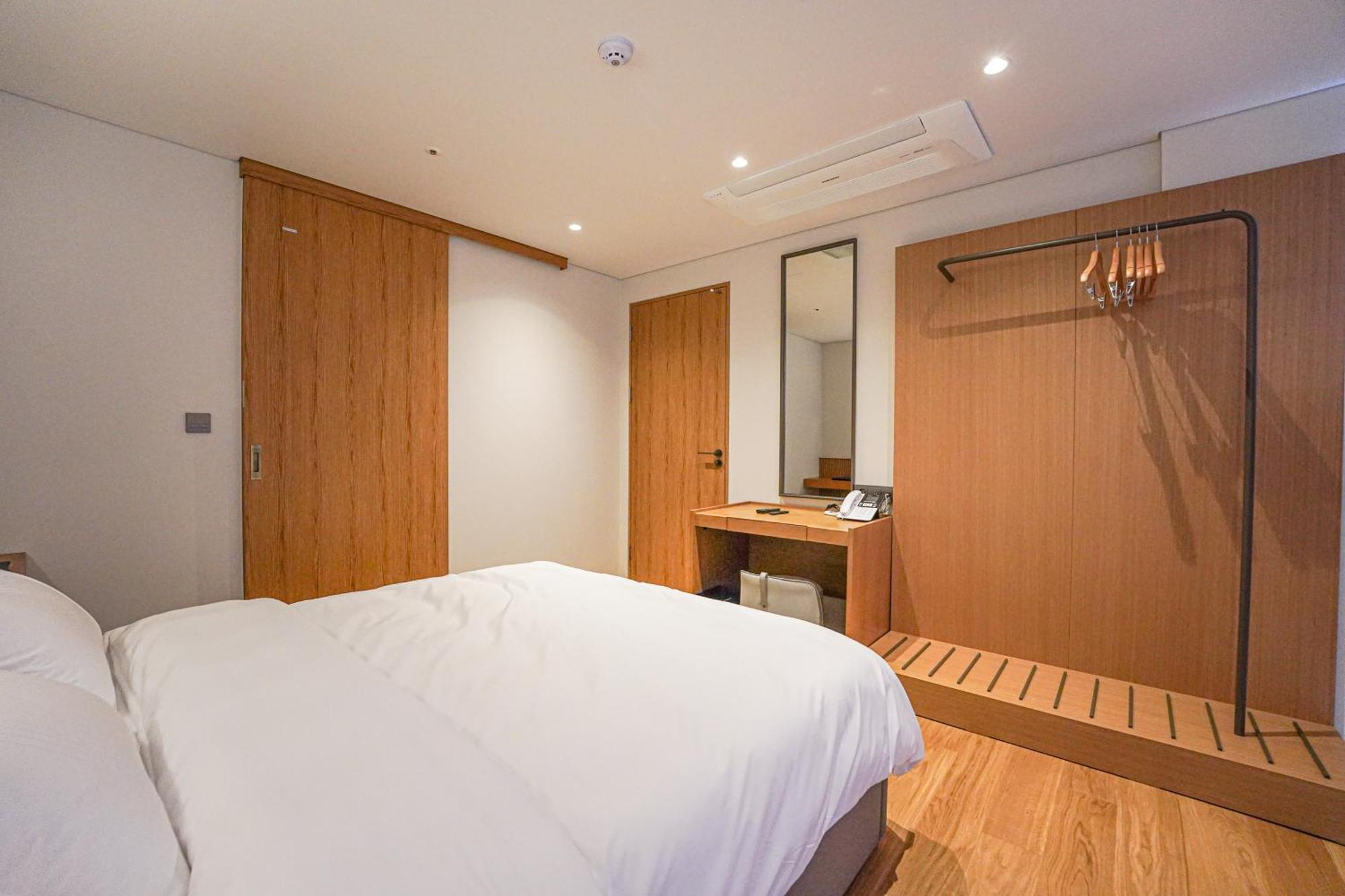 Hotel Ground27 釜山 外观 照片